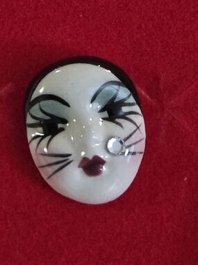 Fancy Faces White Porcelain Mask Brooch – Hand-Painted Women’s Jewelry